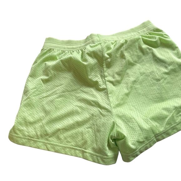 Athletic works size XS (0-2) Women's Light Green Shorts lined like new - Picture 2 of 2